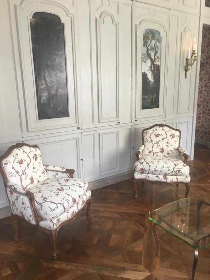 College Des Doctrinaires Hotel Lectoure Bagian luar foto