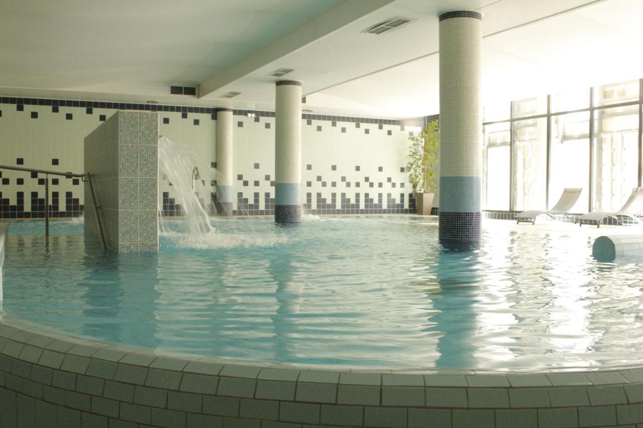 College Des Doctrinaires Hotel Lectoure Bagian luar foto