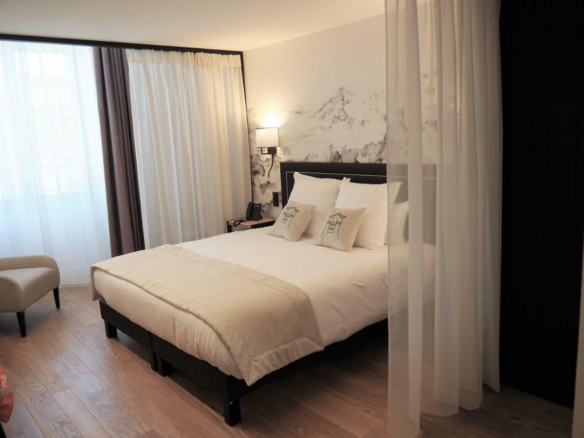 College Des Doctrinaires Hotel Lectoure Bagian luar foto